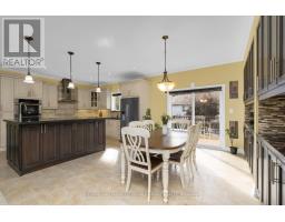 Living room - 4 Fatima Court, Wasaga Beach, ON L9Z1K9 Photo 6