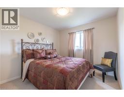 8625 Upper Canada Drive, Niagara Falls, ON L2G0H7 Photo 21