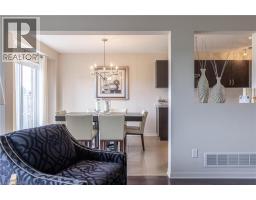 Kitchen/Dining room - 8625 Upper Canada Drive, Niagara Falls, ON L2G0H7 Photo 7