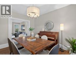4pc Bathroom - 427 Jackson Street W, Hamilton, ON L8P1N3 Photo 6
