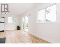 Family room - 2419 Cashmere Avenue, Mississauga, ON L5B2M7 Photo 9