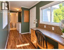 Kitchen - 23 6820 Parklands Pl, Lantzville, BC V0R2H0 Photo 11