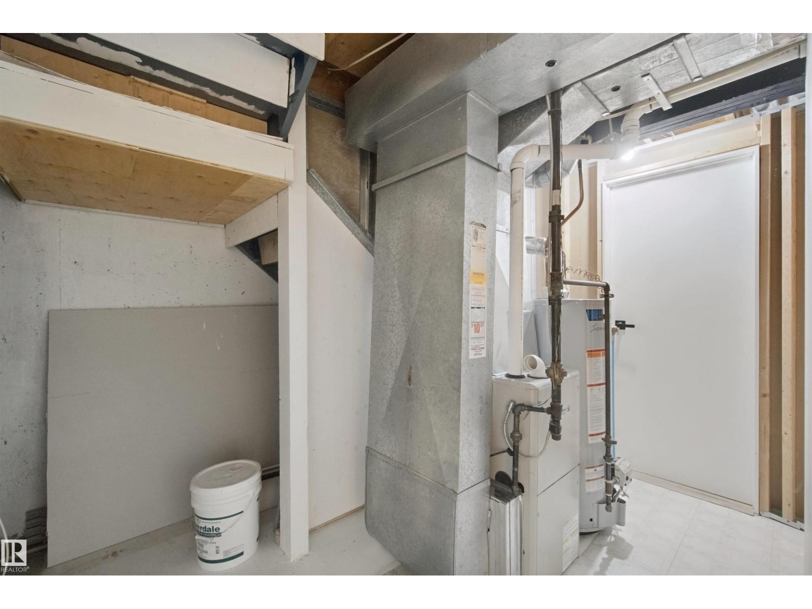17041 100 ST NW - Image 41