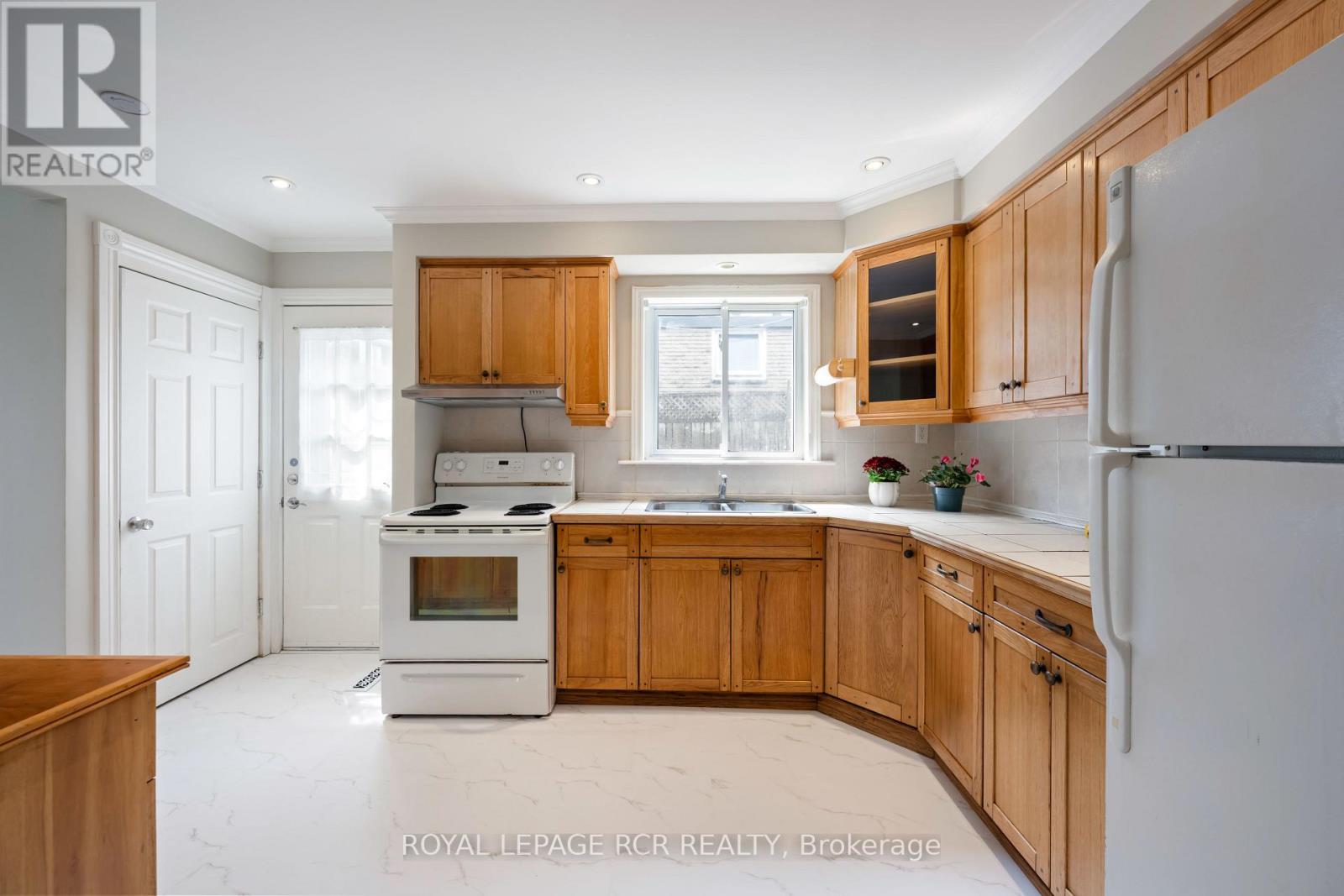 19 Oxford Street, Orangeville, ON photo 11