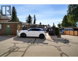 8242 97a Highway Unit# 65, Mara, BC V0E2K0 Photo 36