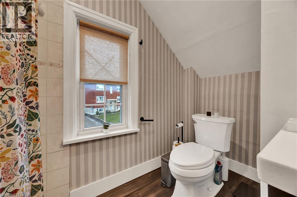 257 GUELPH Street - Image 19