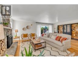 4pc Ensuite bath - 6611 Nixon Road, Summerland, BC V0H1Z9 Photo 10