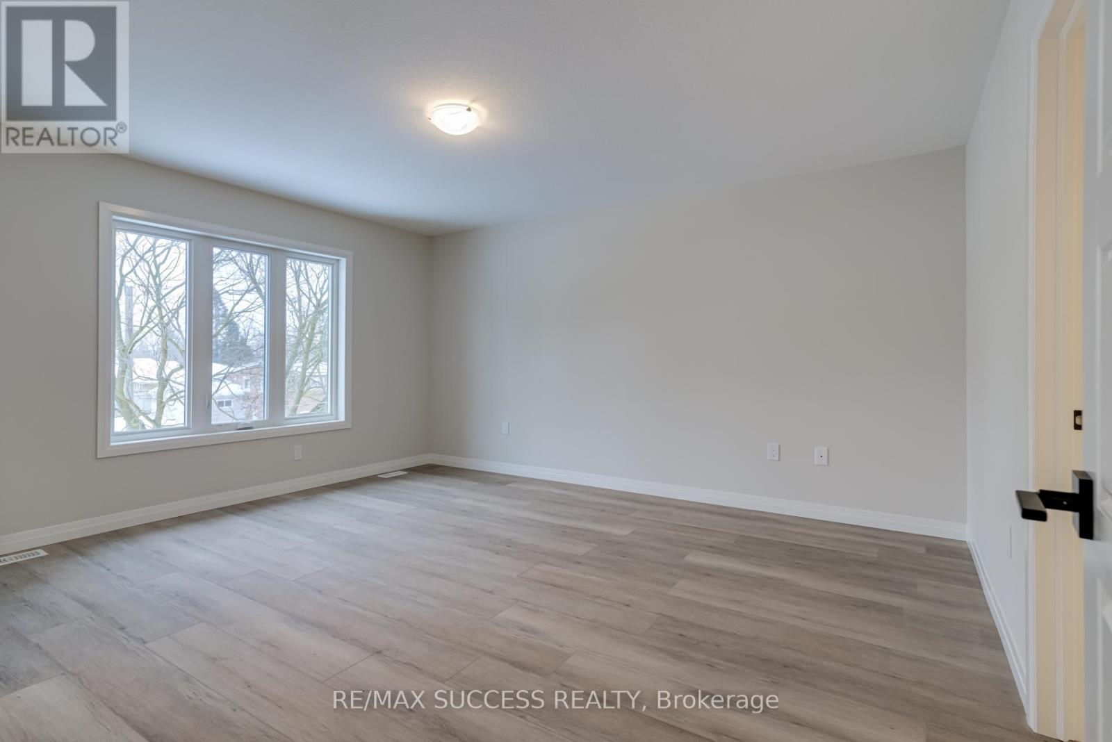147 Siebert Avenue, Kitchener, ON photo 25