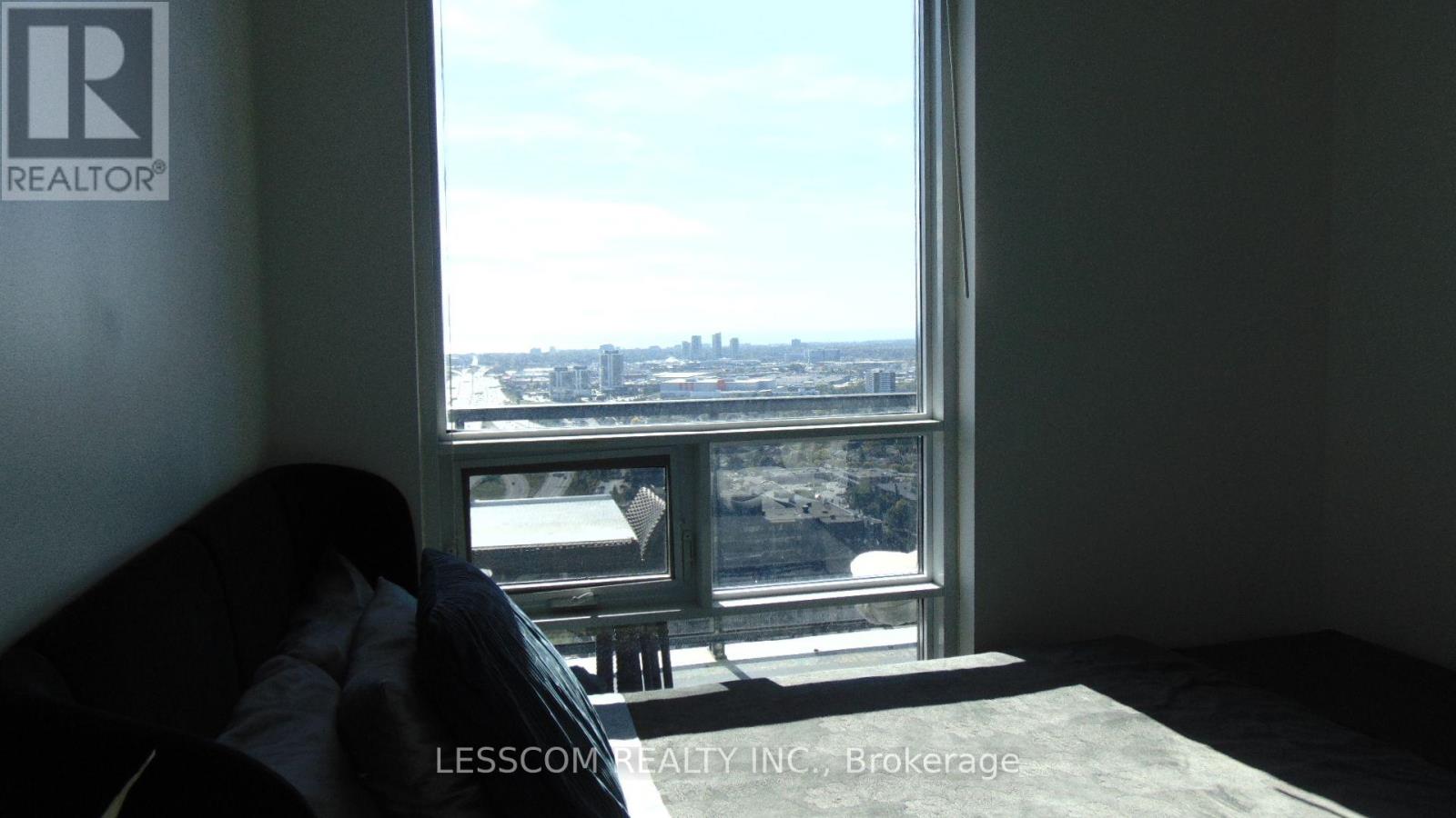 #PH28 2 EVA ROAD - Image 17