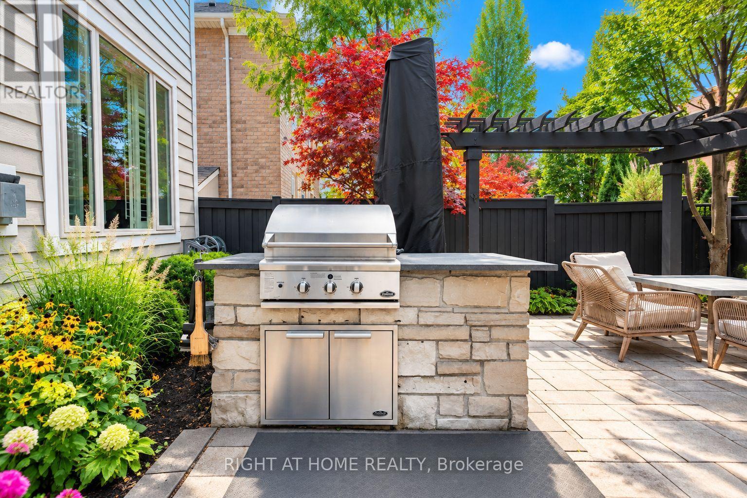 211 Holloway Terrace, Milton, ON photo 42