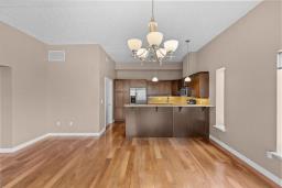 702 147 Provencher Boulevard, Winnipeg, MB R2H0C9 Photo 10