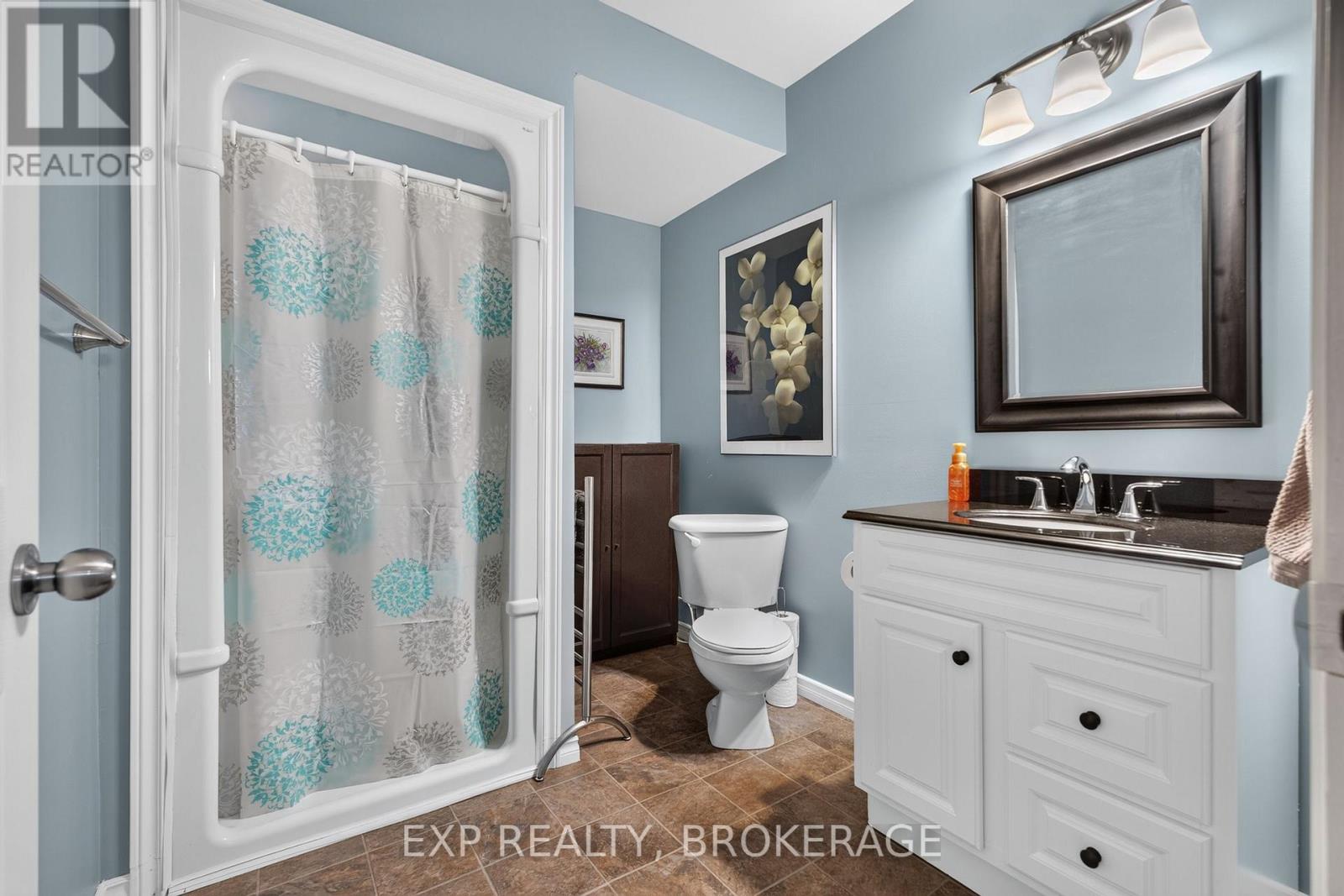 63 SPEERS BOULEVARD - 28