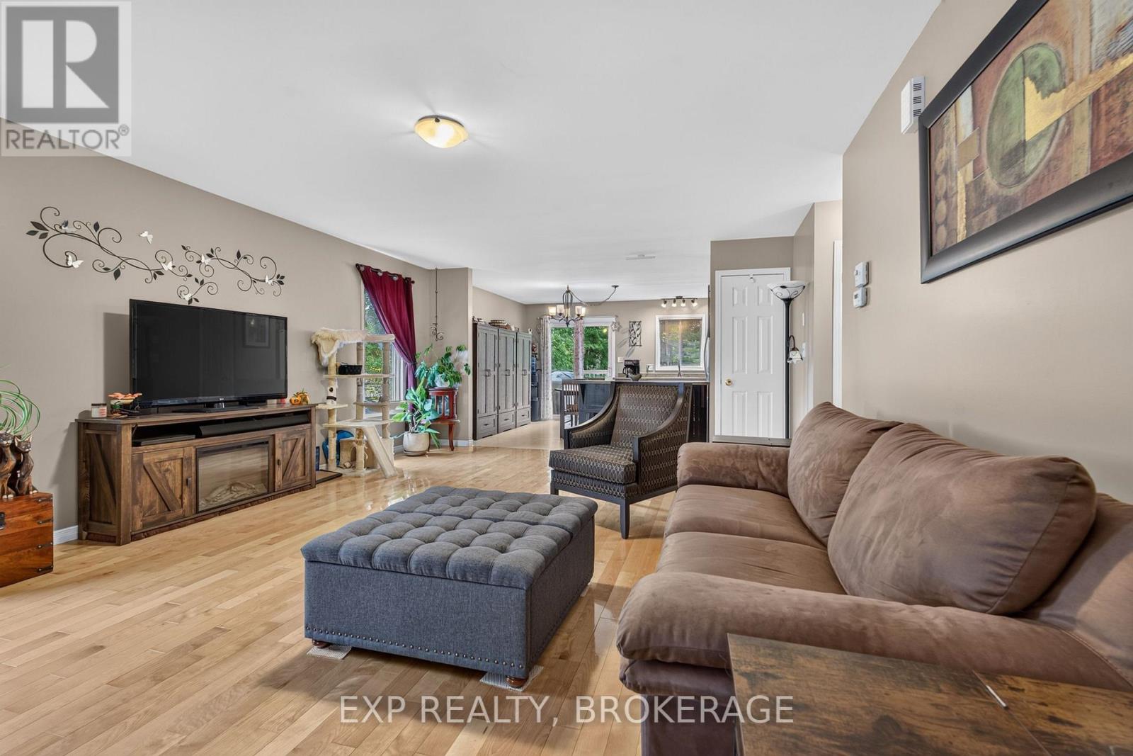 63 SPEERS BOULEVARD, Loyalist (Amherstview) — photo 7