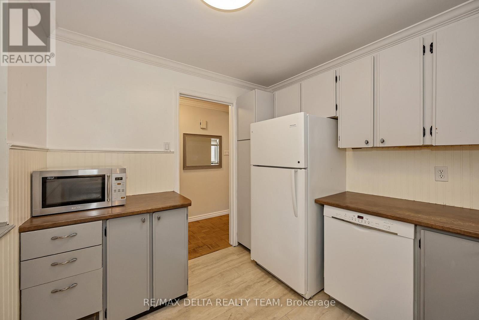 435 DUVERNAY DRIVE - 13