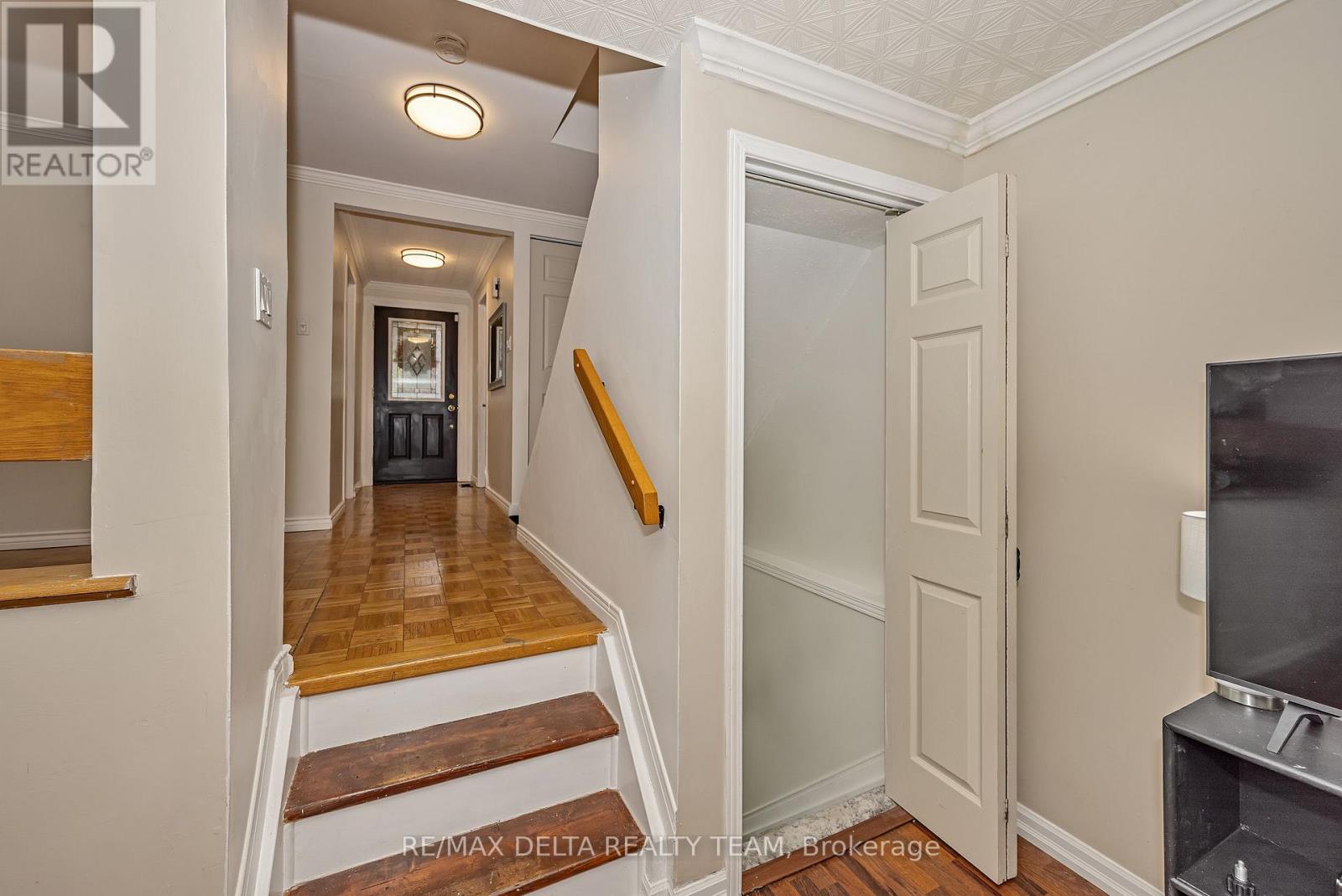 435 DUVERNAY DRIVE - Image 25
