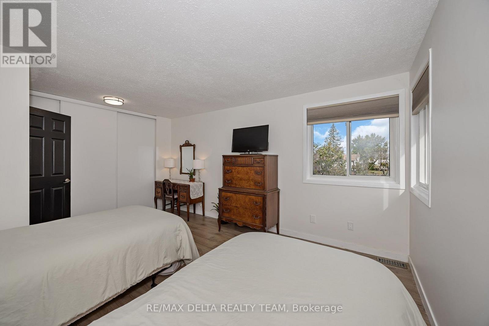 435 DUVERNAY DRIVE - Image 20