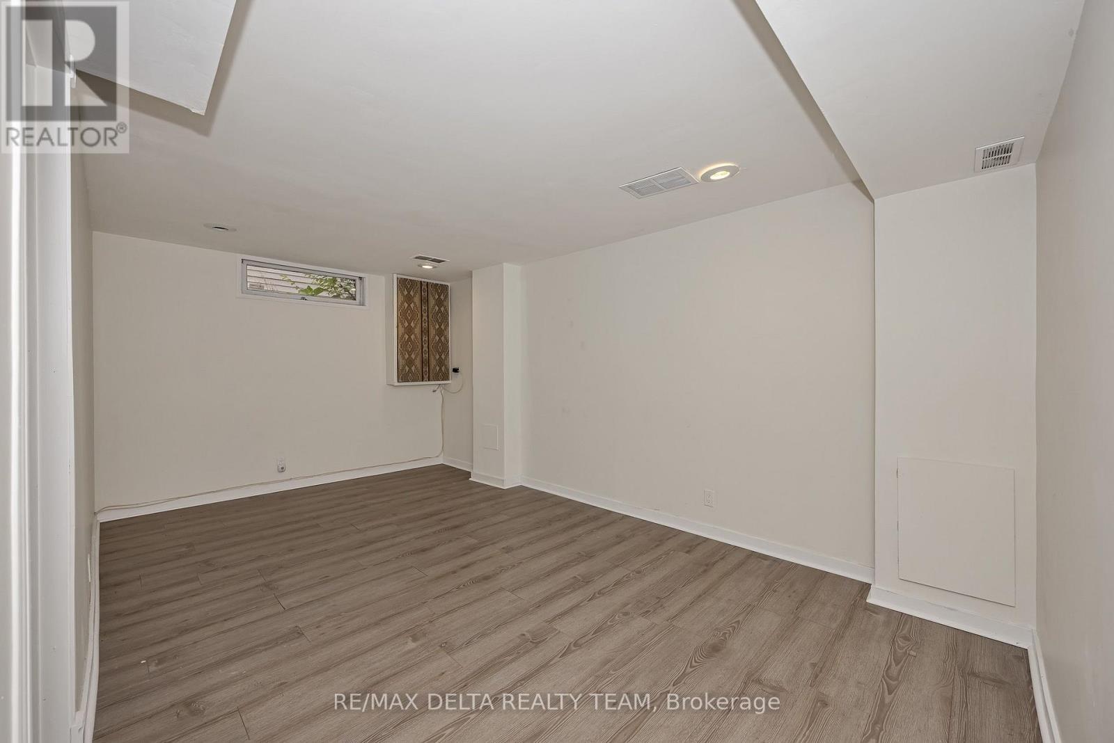 435 DUVERNAY DRIVE - 28