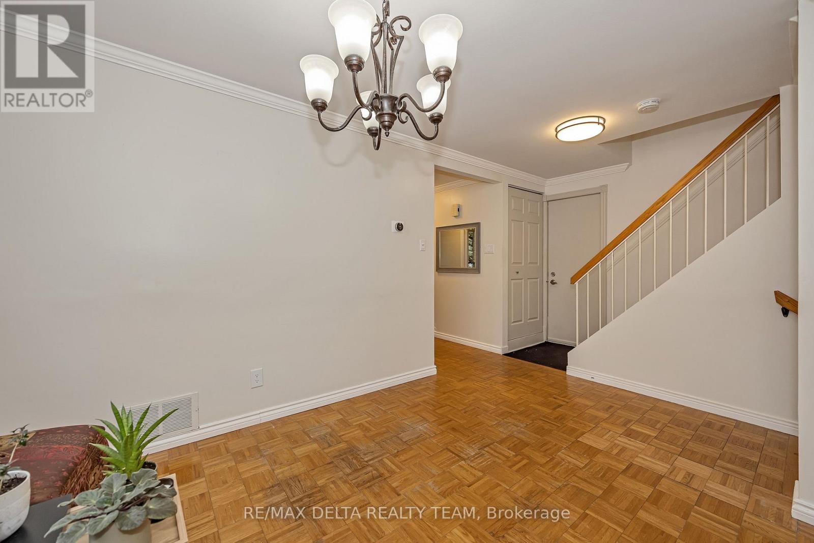 435 DUVERNAY DRIVE - Image 7
