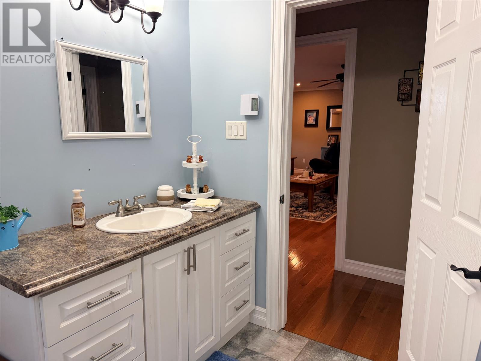 29-31 Spracklin's Avenue - 43