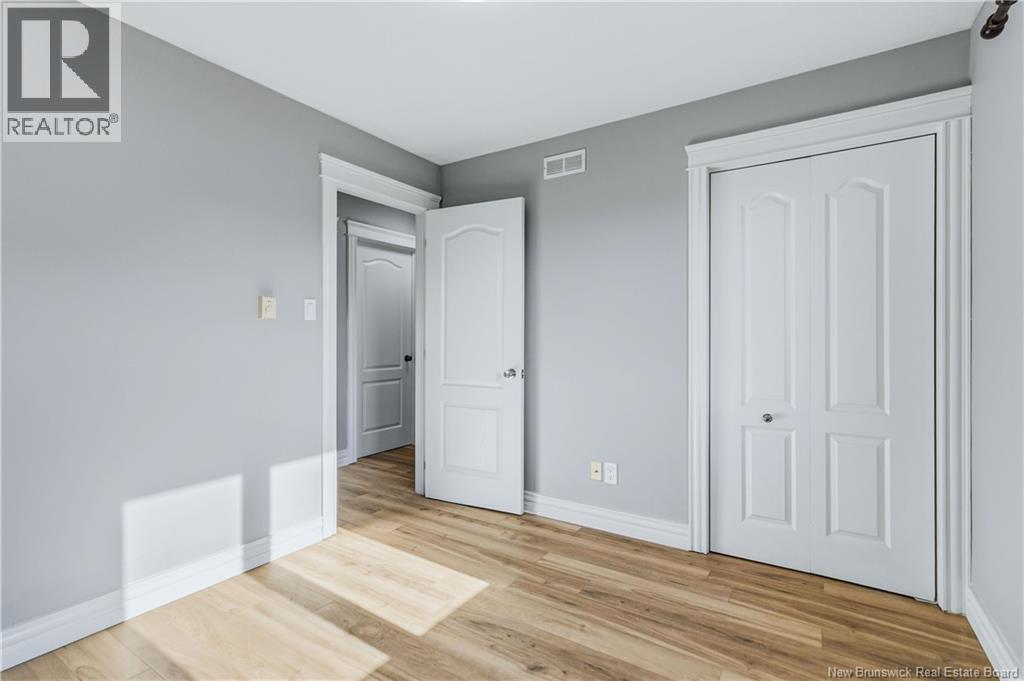 73 Sawgrass Drive - Image 25