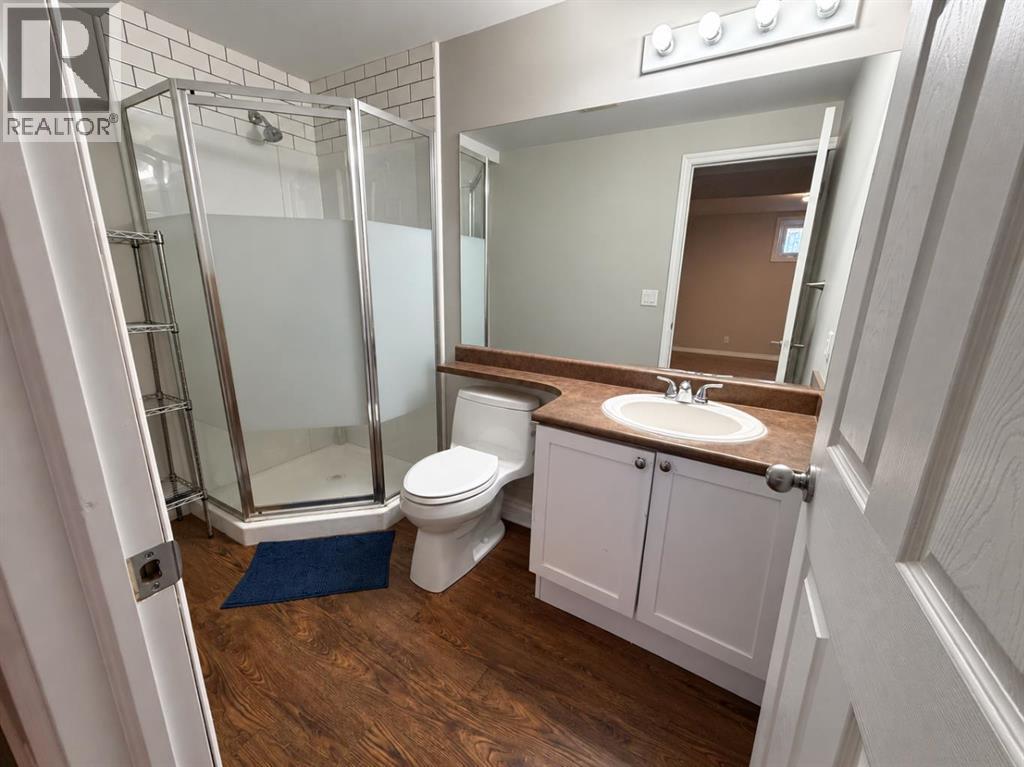 220 Mcgill Boulevard W - 9