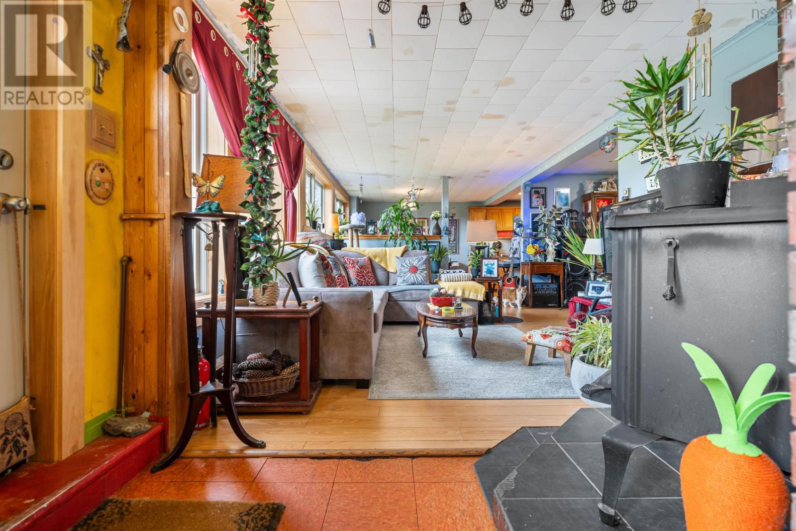 1268 Plains Road - 27