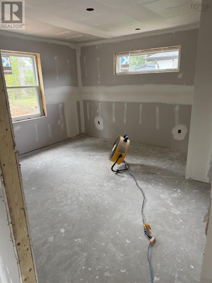 24 Peterson Street - Image 7