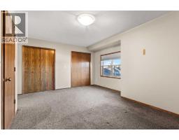 303 Addington Drive, Red Deer, AB T4R3H7 Photo 14