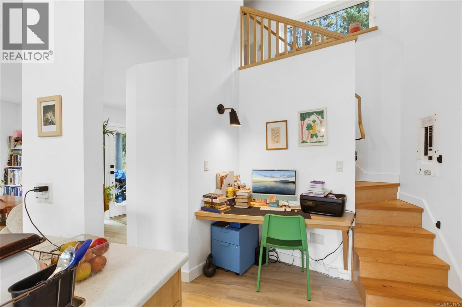 2522 Dunsmuir Ave - 16