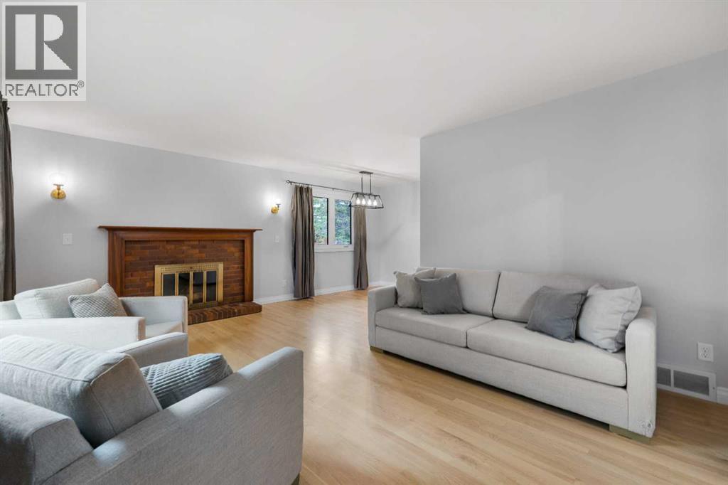 479 Bracewood Crescent SW - Image 12