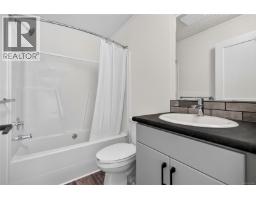 2104 Pemberton Pl, Comox, BC V9M3P8 Photo 23