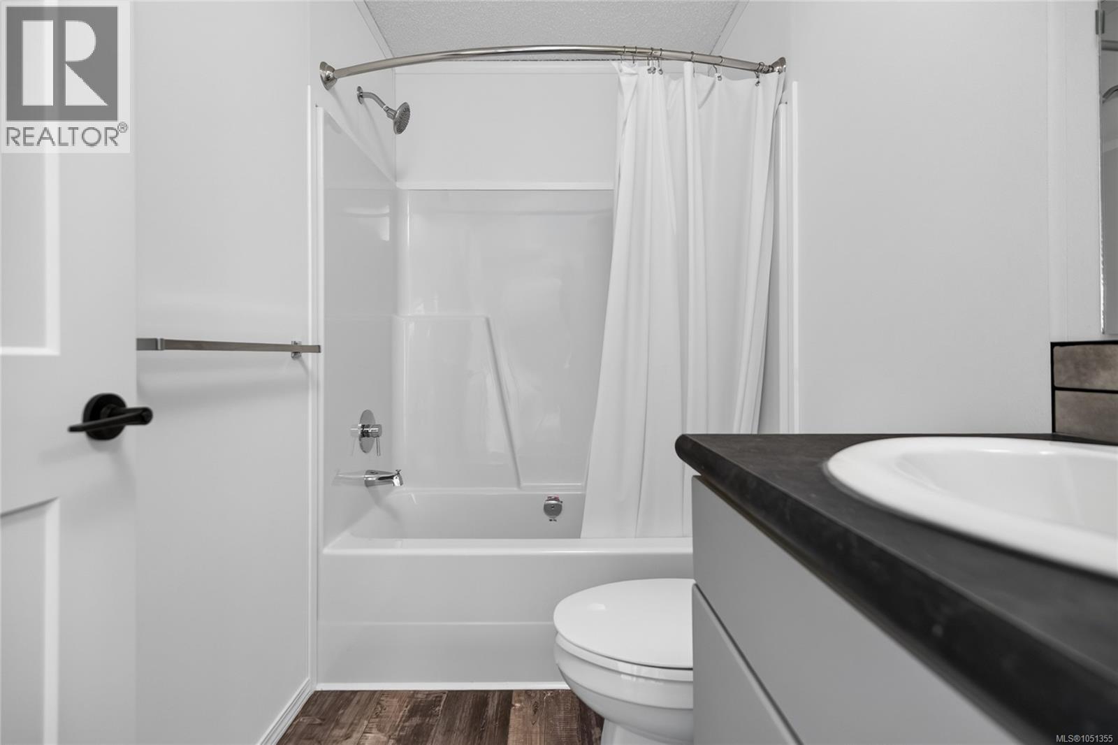 2104 Pemberton Pl - Image 24