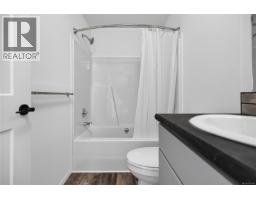 2104 Pemberton Pl, Comox, BC V9M3P8 Photo 24