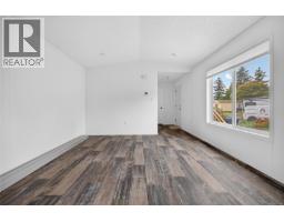 2104 Pemberton Pl, Comox, BC V9M3P8 Photo 10