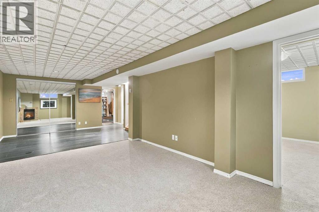 2031 Glenwood Drive SW - photo 28