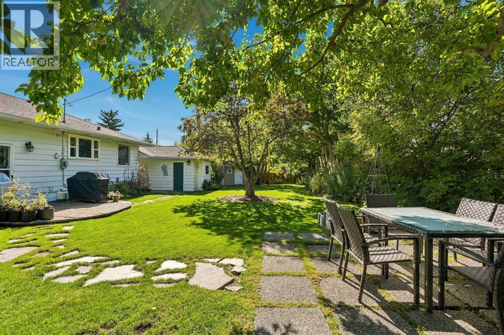 2031 Glenwood Drive SW - photo 37