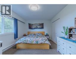 832 Holly Hill Rd, Nanaimo, BC V9R5T1 Photo 21
