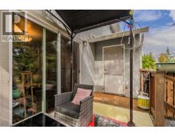 832 Holly Hill Rd, Nanaimo, BC V9R5T1 Photo 35
