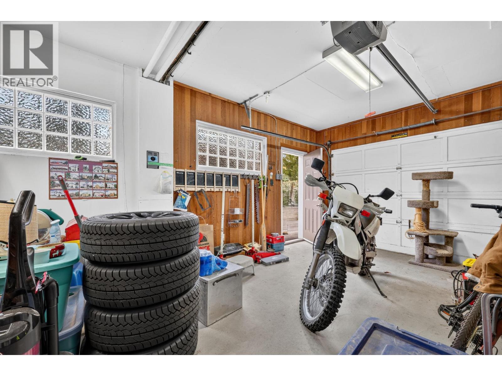 2571 Pineridge Place - 45