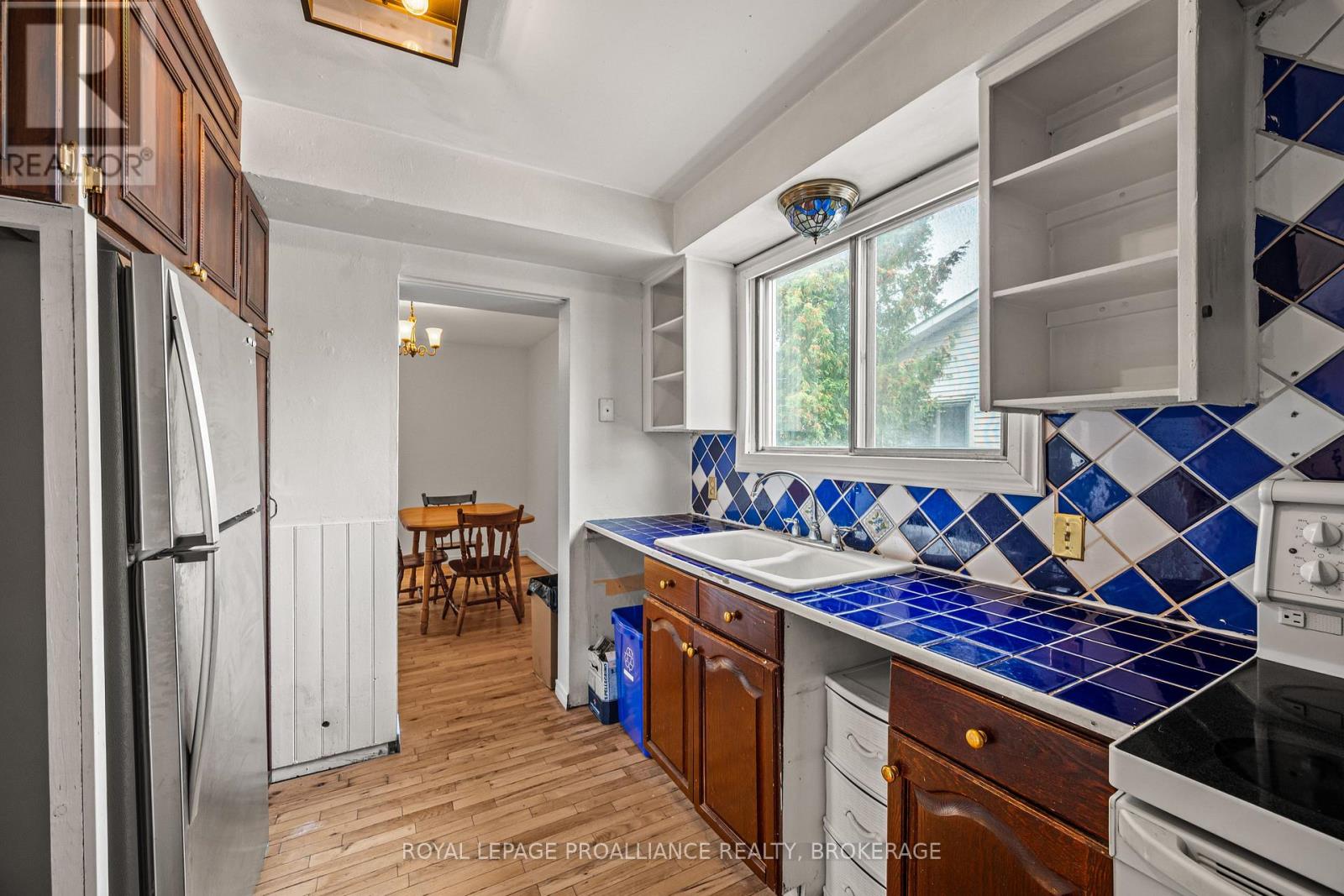 42 WYCLIFFE CRESCENT, Kingston (East of Sir John A. Blvd) — photo 11