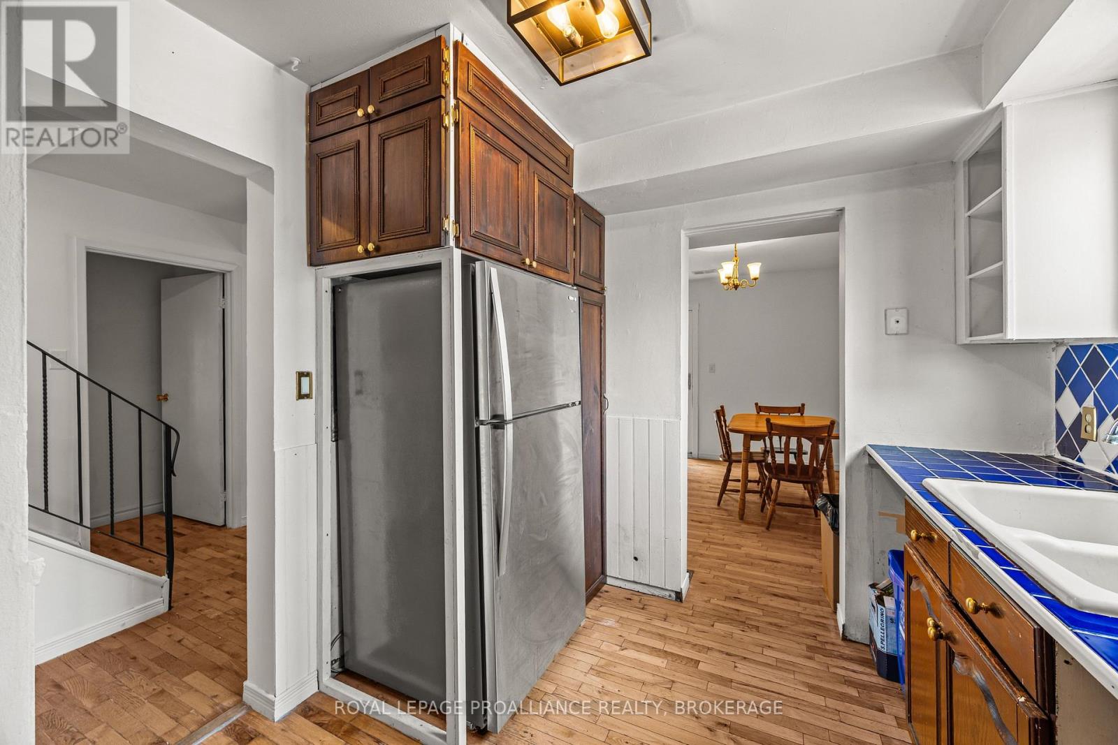 42 WYCLIFFE CRESCENT, Kingston (East of Sir John A. Blvd) — photo 12