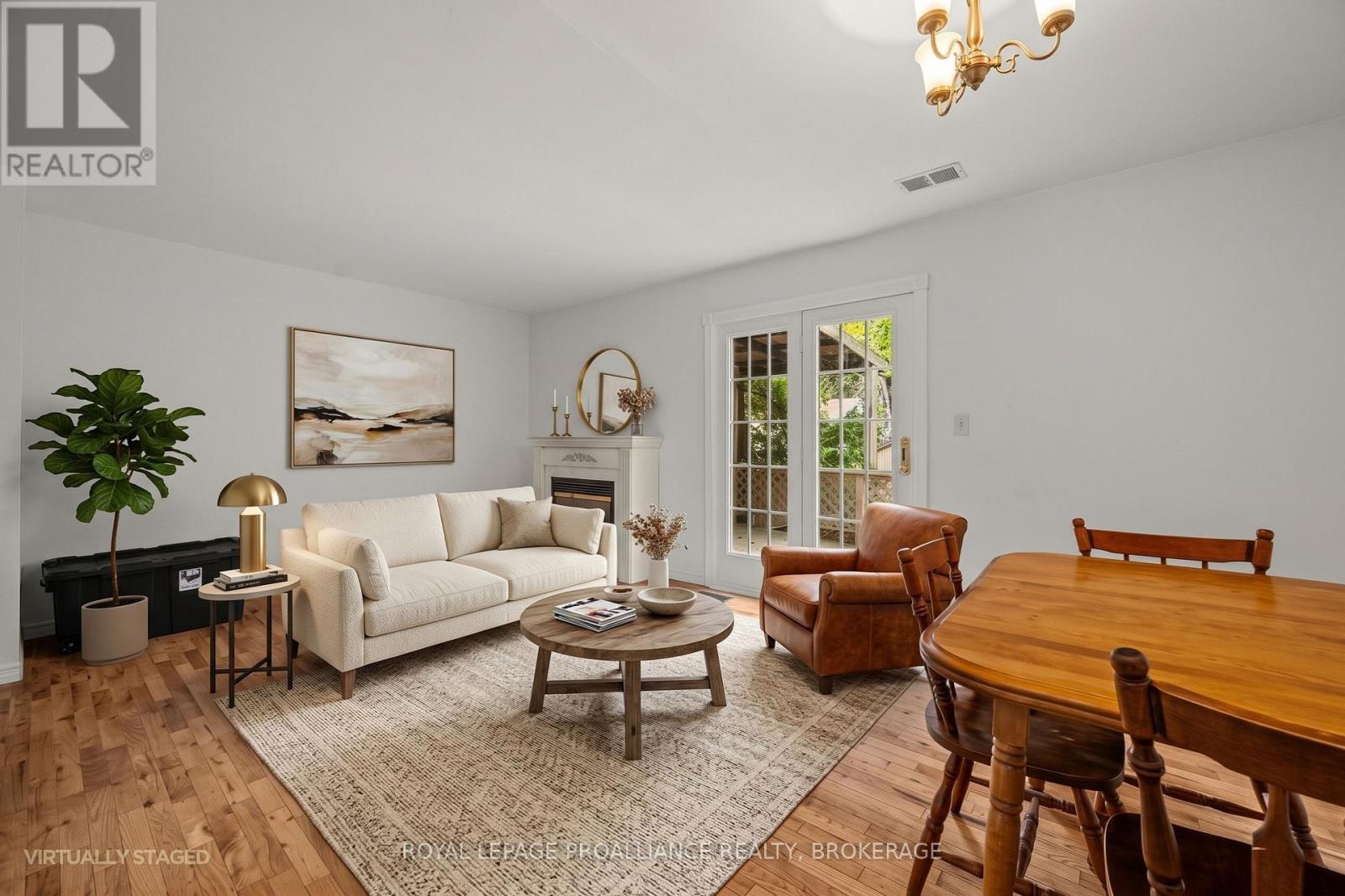 42 WYCLIFFE CRESCENT - 8