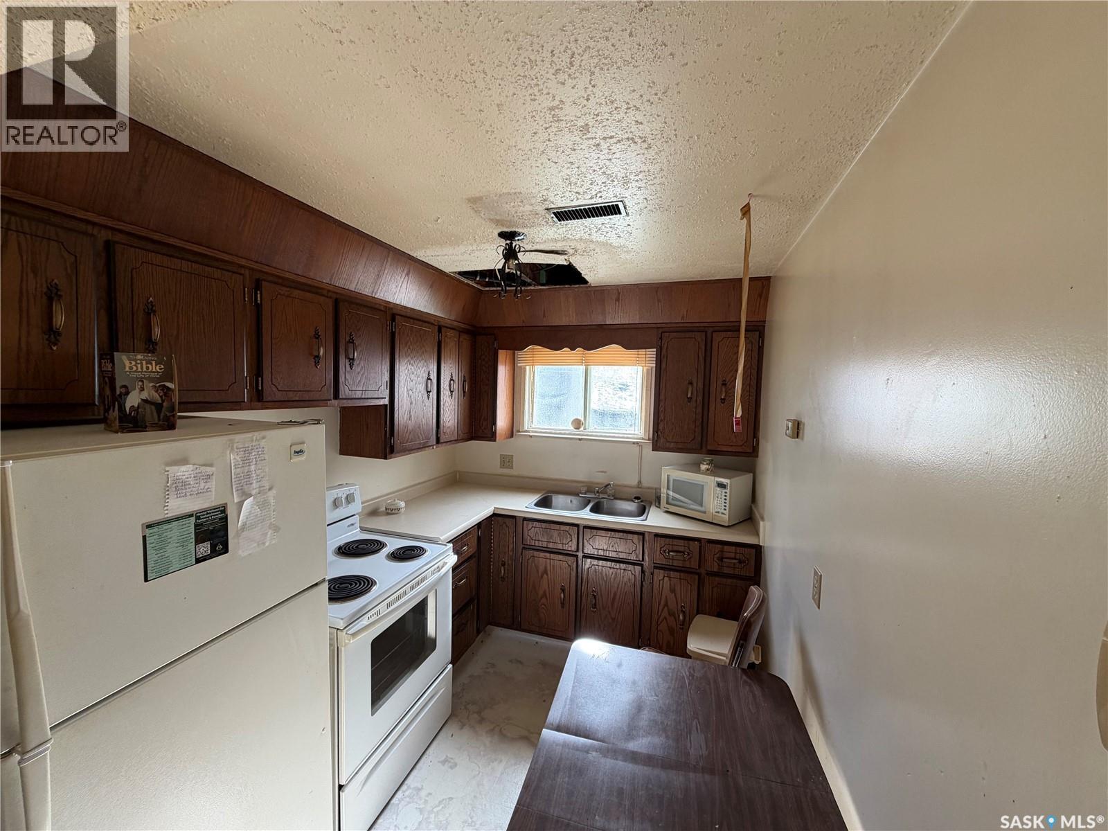 201 2nd AVENUE - 13