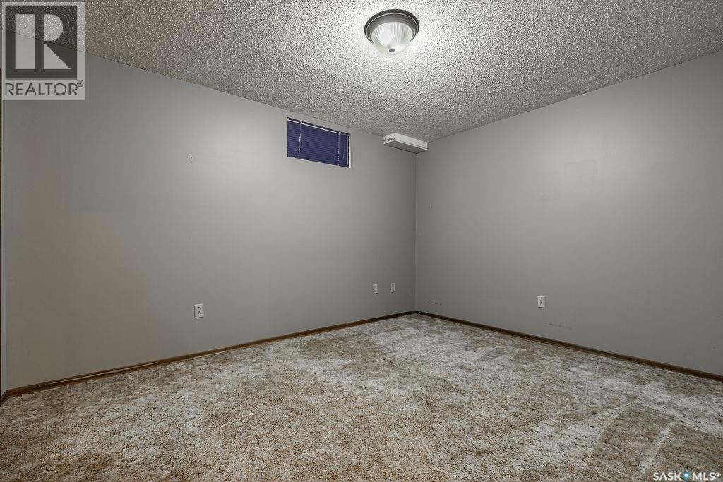 122 Wakaw CRESCENT - 34