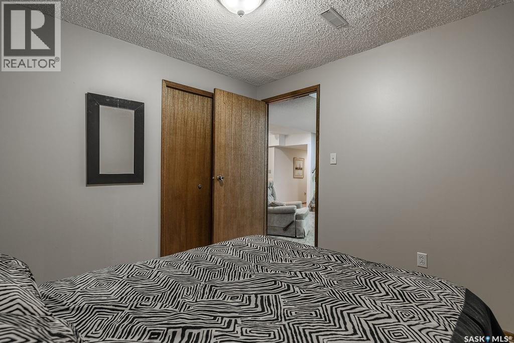 122 Wakaw CRESCENT - 37