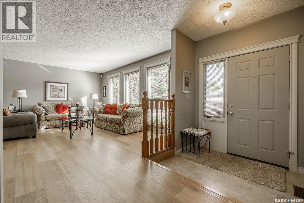 122 Wakaw CRESCENT - Image 4