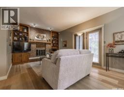 Family room - 122 Wakaw Crescent, Saskatoon, SK S7J4E2 Photo 15