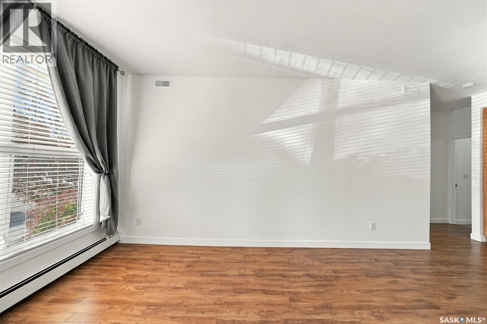 #111 1035 Moss AVENUE - 15