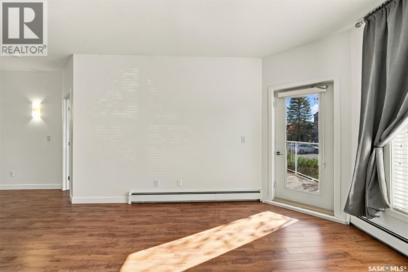 #111 1035 Moss AVENUE - 16