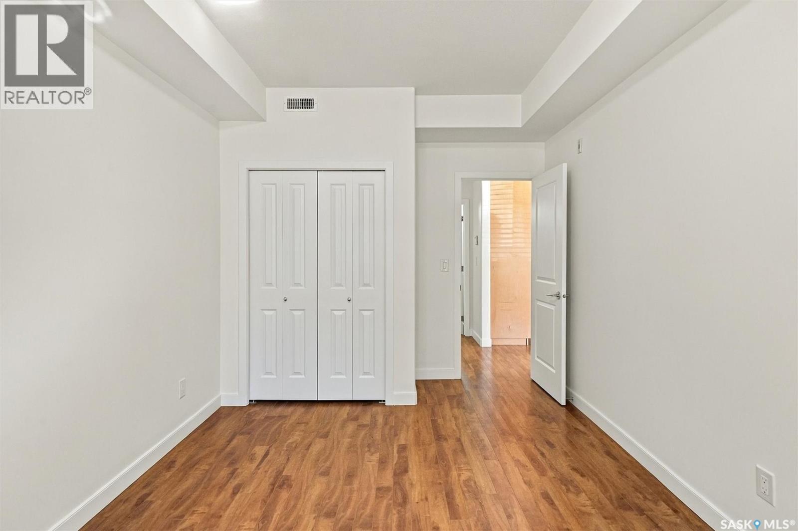 #111 1035 Moss AVENUE - 28